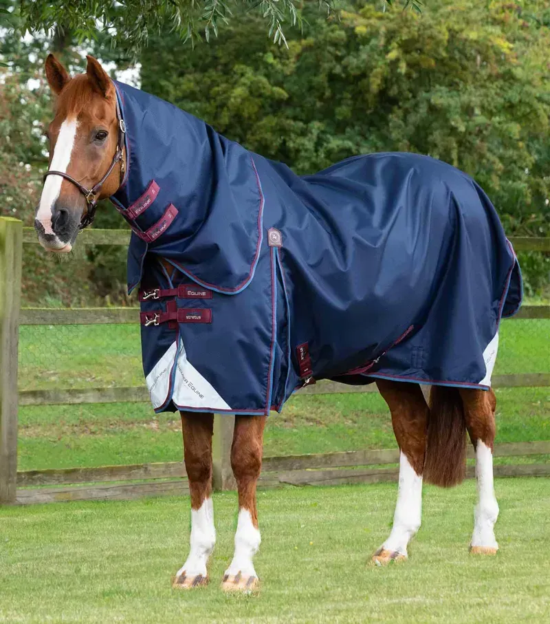 Premier Equine Akoni 0g Turnout Rug With Classic Neck Cover in Navy
