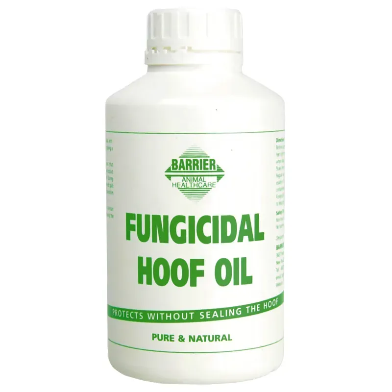 Barrier 500ml Fungicidal Hoof Oil in Black