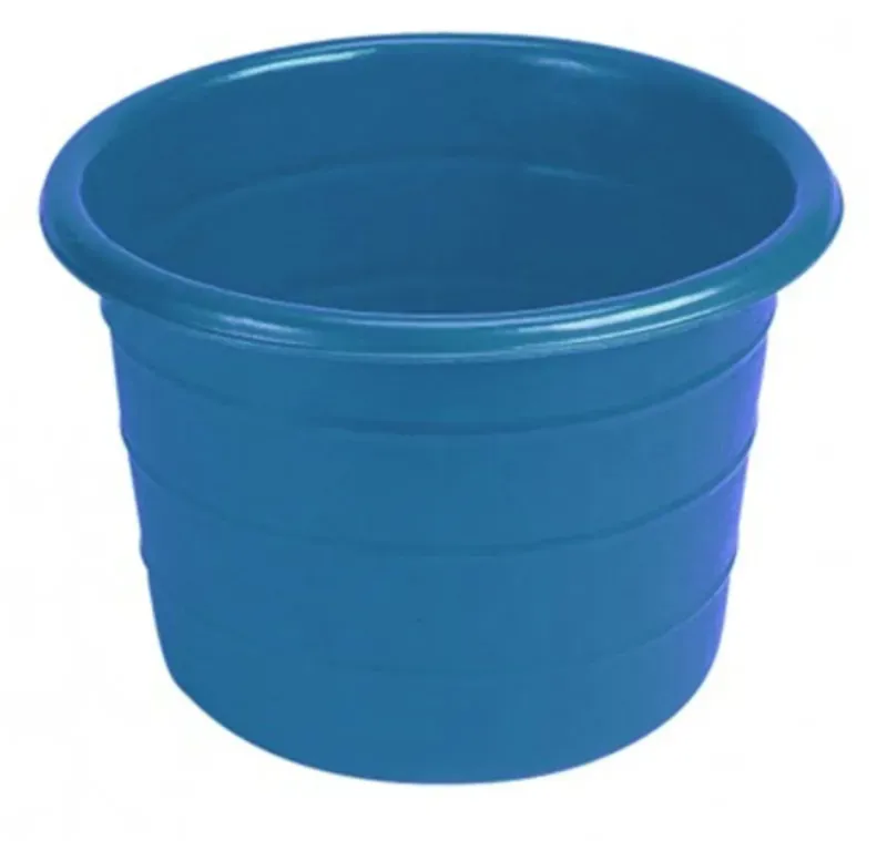 Stubbs Feed Bin/Water Butt in Blue