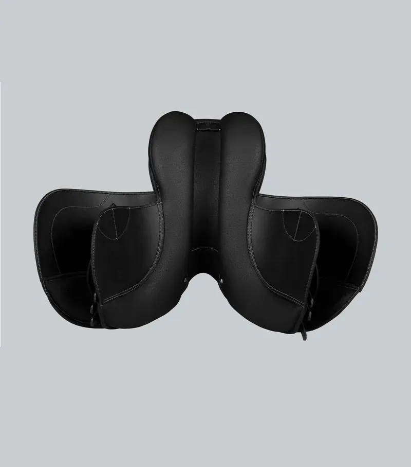 Bourges Synthetic GP Saddle / Black 17-5