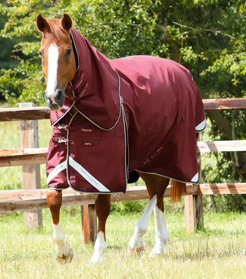 Premier Equine Buster Zero Turnout Rug With Classic Neck Cover in Burgundy