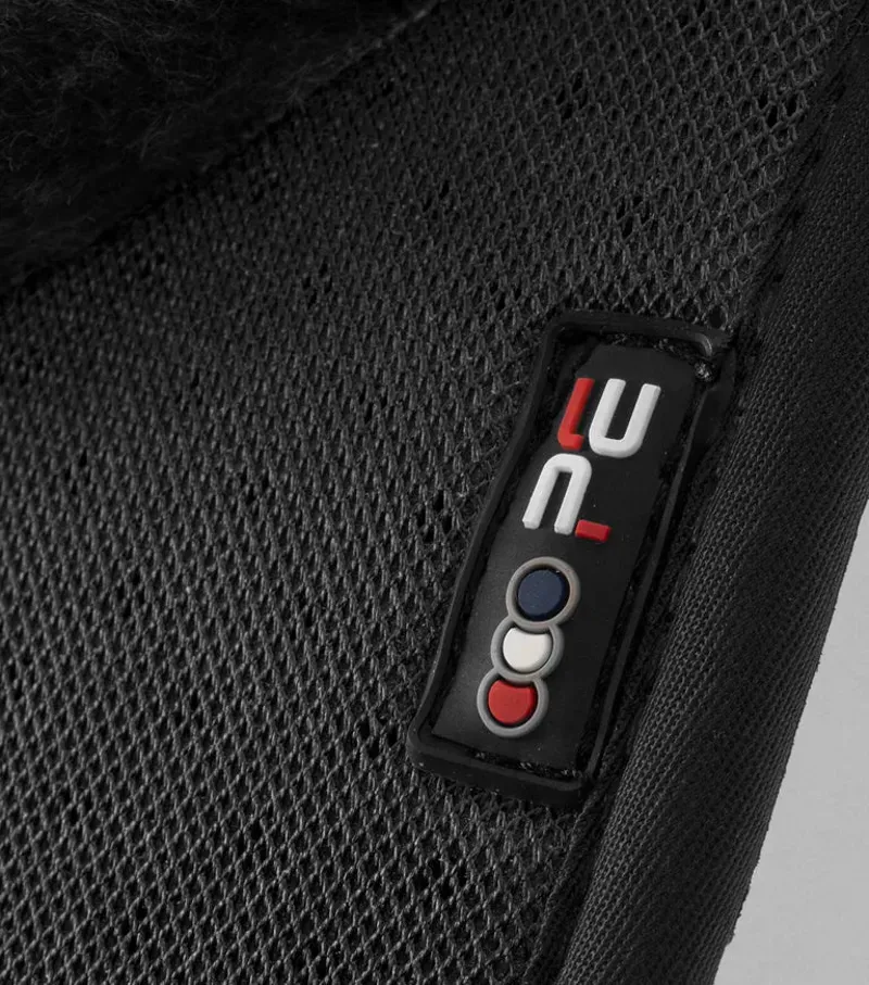 Premier Equine Close Contact Airtechnology Shockproof Wool GP/Jump Square in Black/Black-1