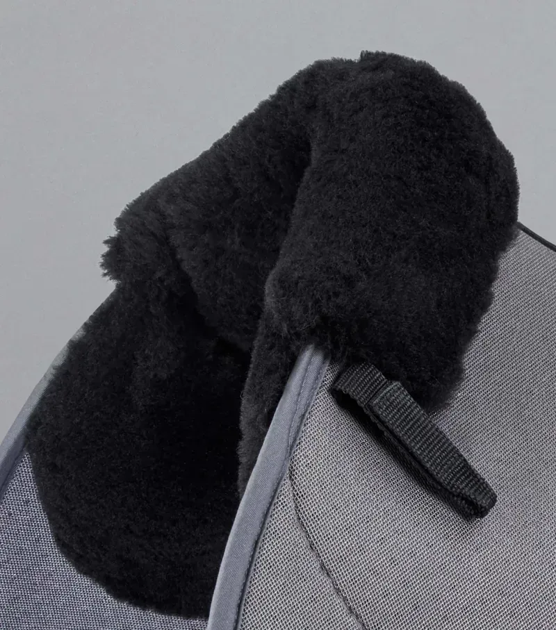 Premier Equine Close Contact Airtechnology Shockproof Wool GP/Jump Square in Grey/Black-2