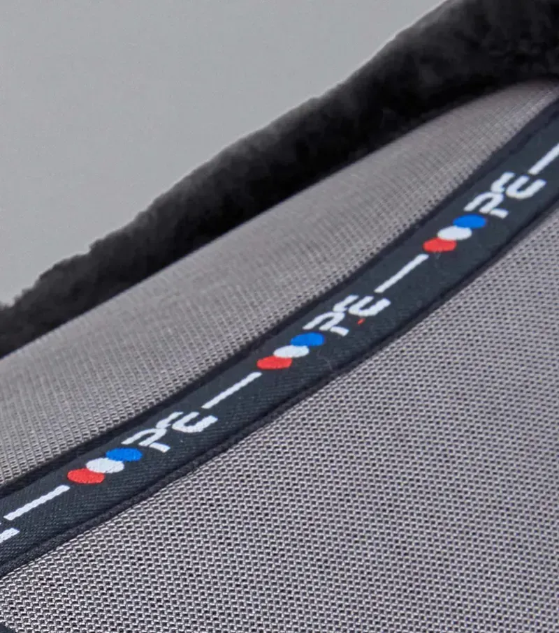 Premier Equine Close Contact Airtechnology Shockproof Wool GP/Jump Square in Grey/Black-5