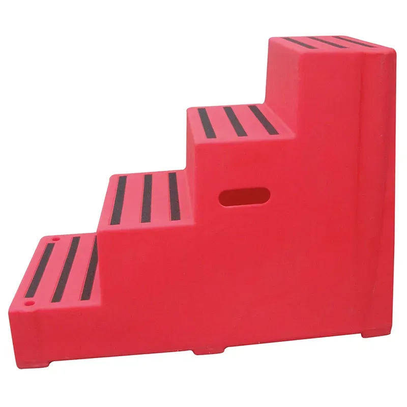 Classic Showjumps Premium Four Tread Mounting Block in Red