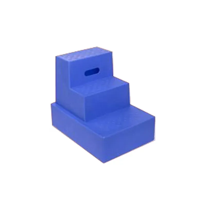 Classic Showjumps Standard Three Tread Mounting Block in Blue