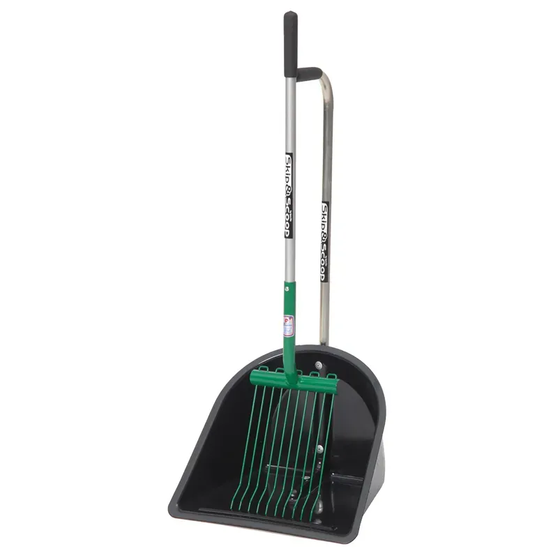 Fynalite Skip And Scoop Rake And Collector in Green