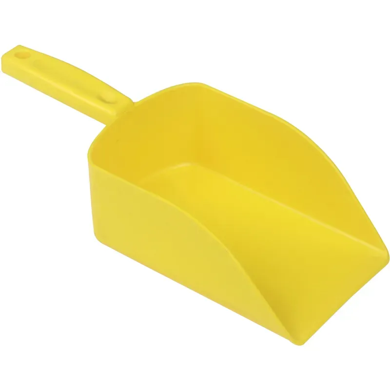 Hillbrush Medium Feed Scoop in Yellow