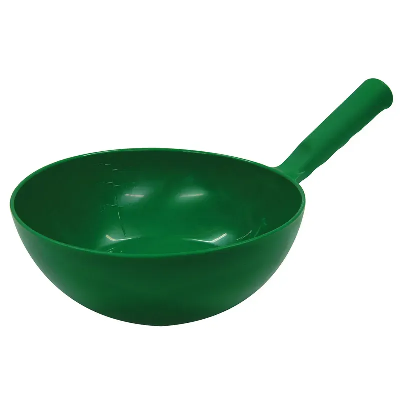 Harold Moore Round Bowl Scoop in Green