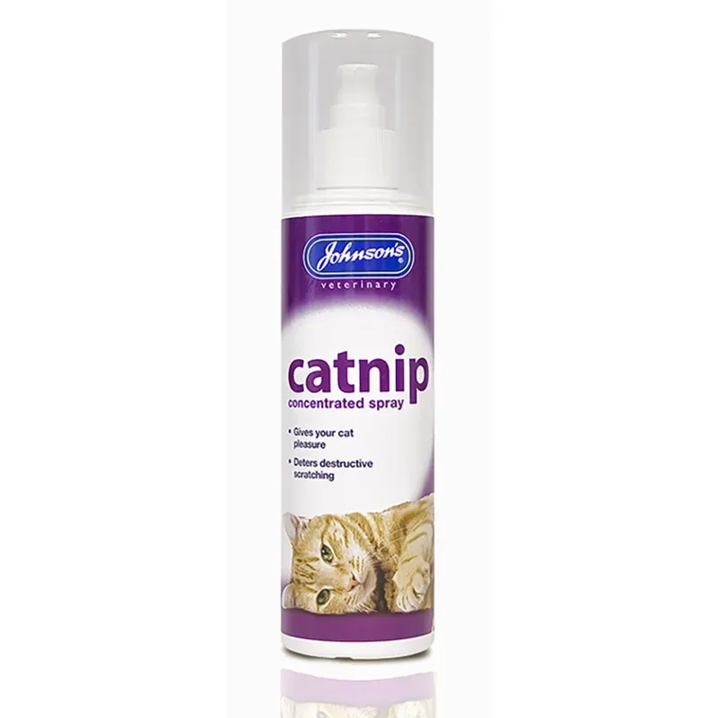 Johnson's Veterinary 150ml Cat Nip Spray in Purple 