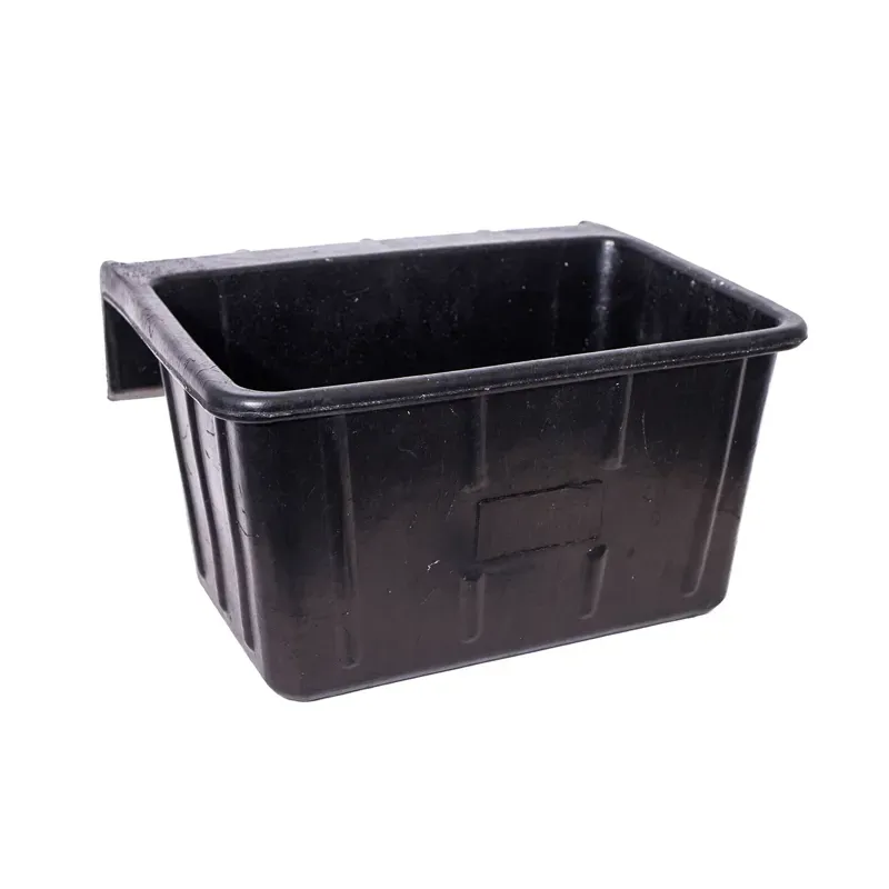 Faulks and Cox Red Gorilla Hanging Portable Manger in Black