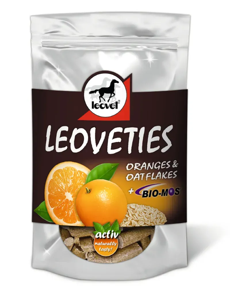 Leovet 1kg Orange and Oatflakes Horse Treats in Silver