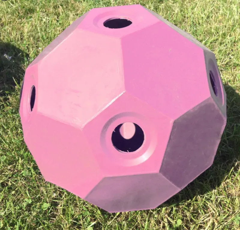 Parallax Small Holed Hay Play in Pink