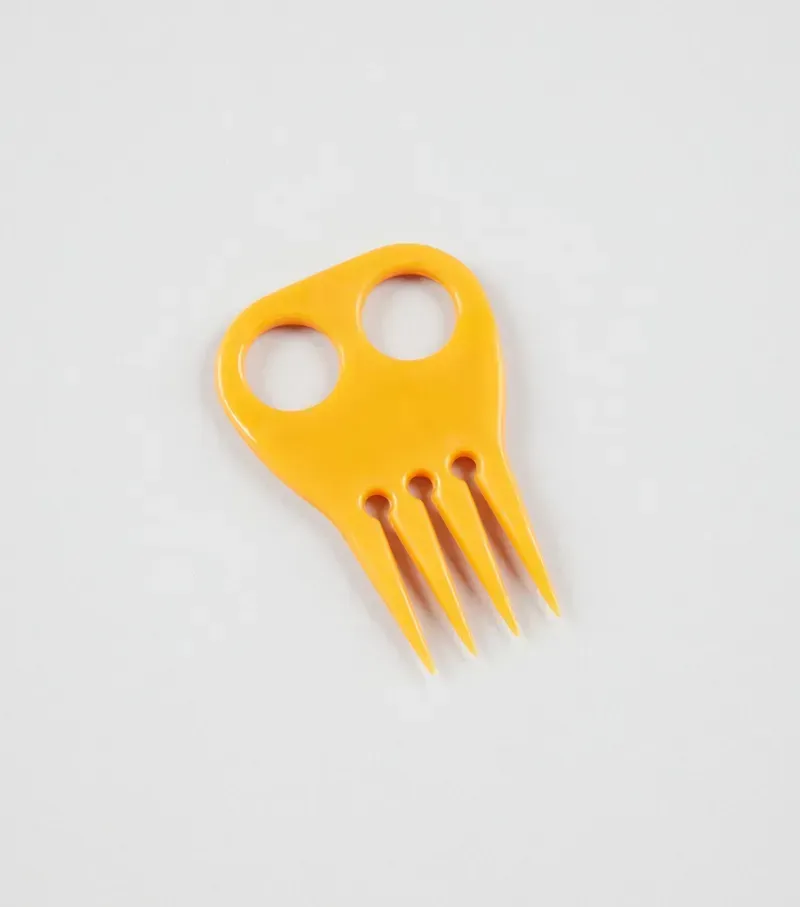 Premier Equine Plaiting Comb in Amber