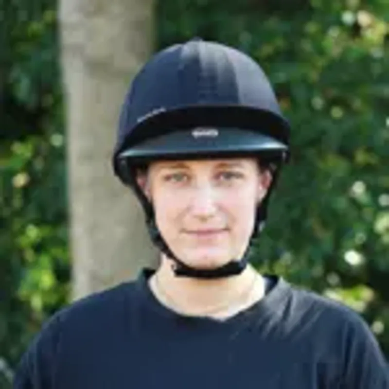 Evoke Vented Hat Silk Black-3