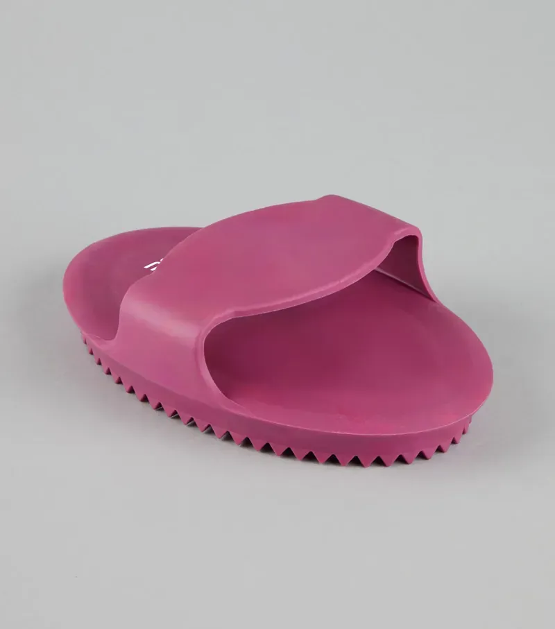 Premier Equine Rubber Curry Comb in Wine