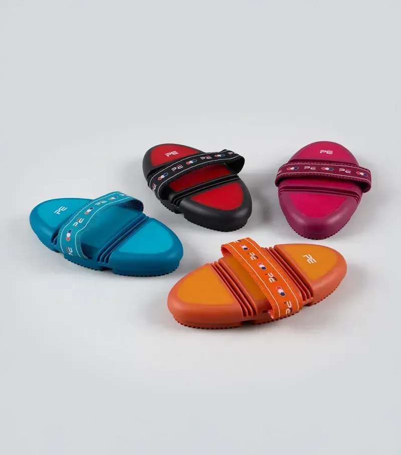 Premier Equine Soft-Touch Flexi Curry Comb in Black/Red-3