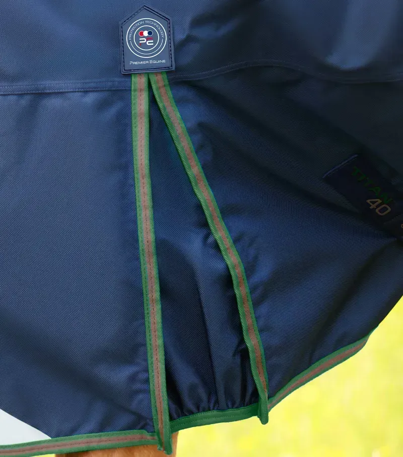 Premier Equine 40g Titan Turnout Rug With Snug-Fit Neck Cover in Navy-3