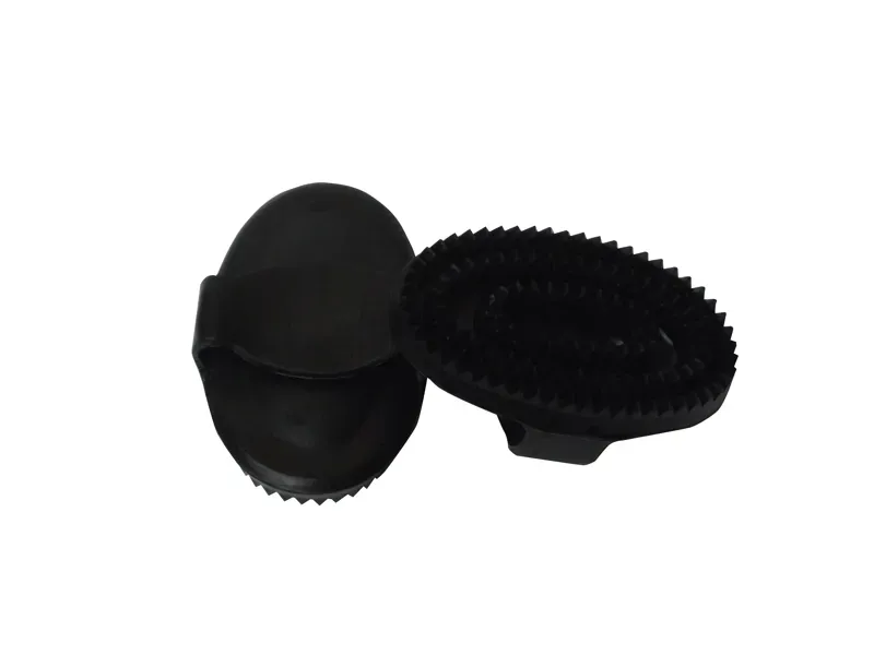 Bitz Small Rubber Curry Comb in Black