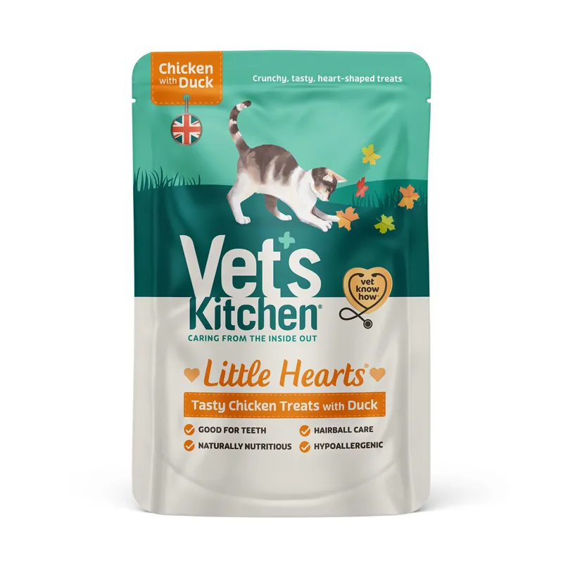 Vet's Kitchen 60 gm Little Hearts Cat Treats Chicken 